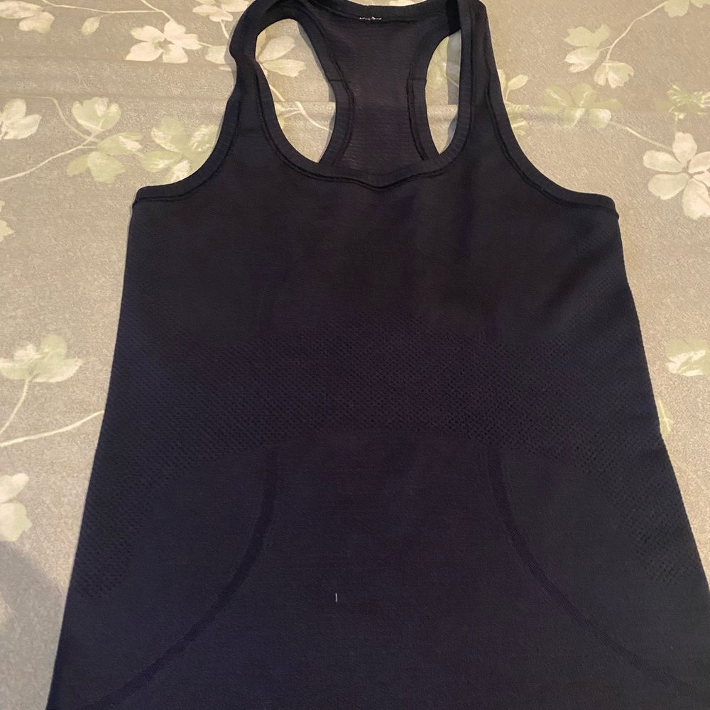 Lululemon shirt